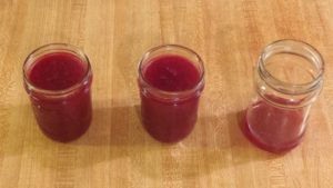 Jellied cranberry sauce with orange juice