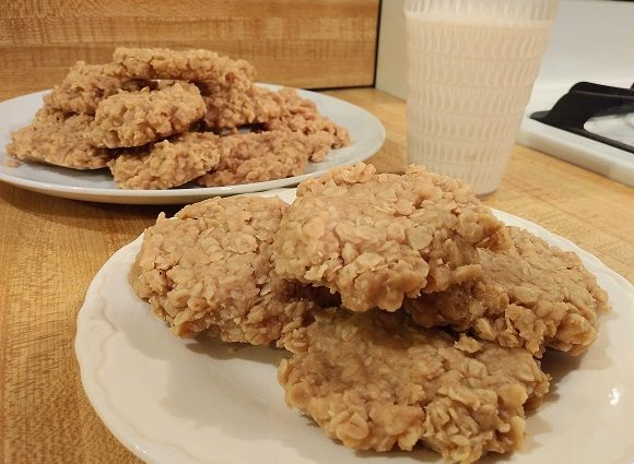 No Bake Peanut Butter Cookies with Oatmeal