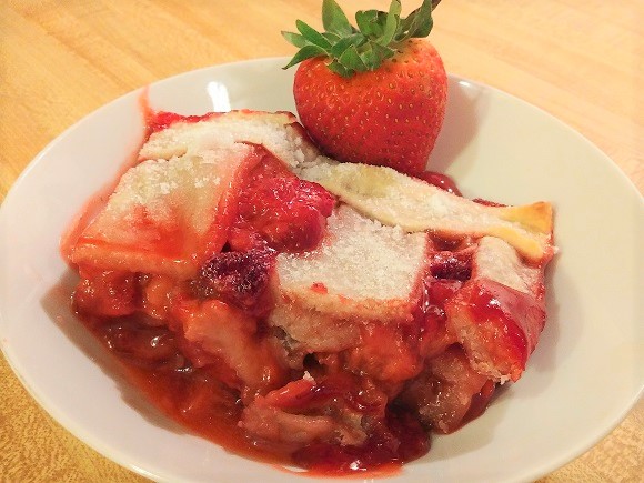 Easy Strawberry Cobbler with Pie Crust