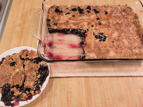 Blueberry Dump Cake Cobbler