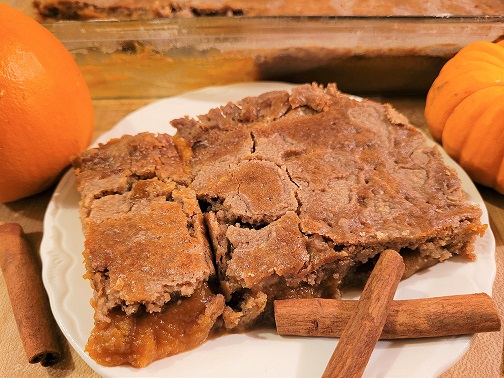 3 Ingredient Pumpkin Dump Cake Recipe