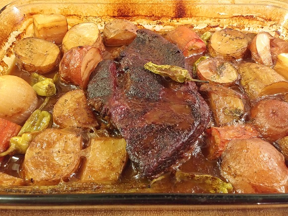 Mississippi Pot Roast in Oven with Potatoes