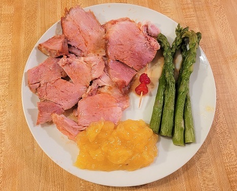 Baked Ham with Pineapple Sauce