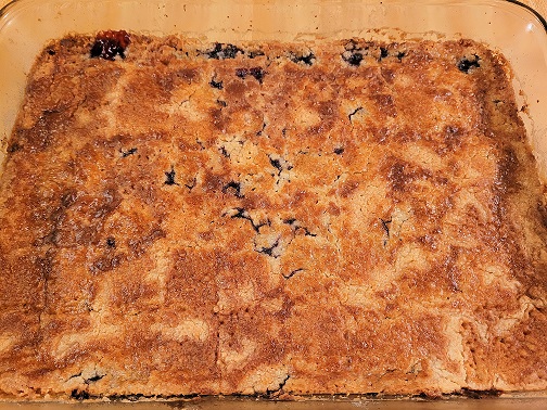 Blackberry Dump Cake with Cake Mix and Pie Filling