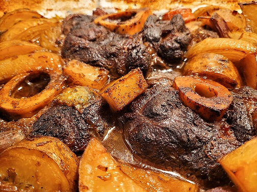Bone-In Beef Shank Recipe with Potatoes and Vegetables